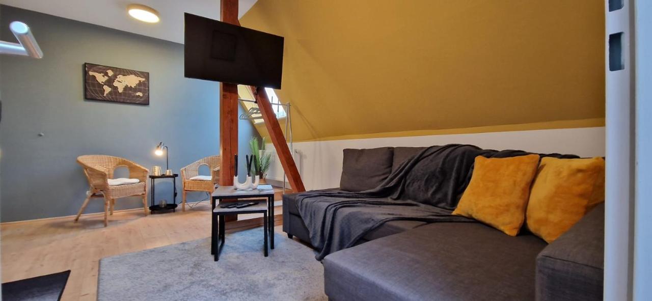 Central-living Yellow - Wifi - Netflix - Apartment *